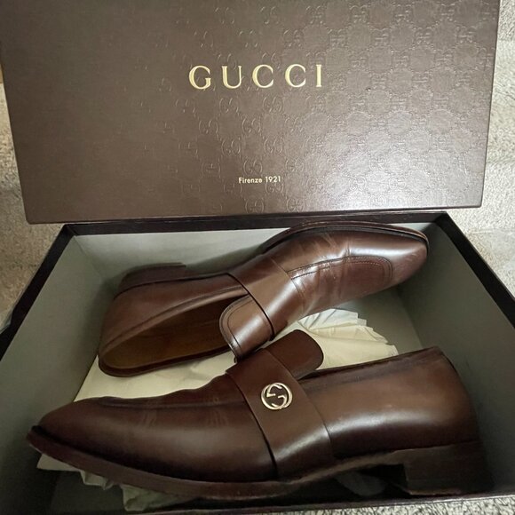 The GUCCI Broadwick GG Logo Strap Dark Brown Leather Loafers | 11+ - Picture 9 of 13